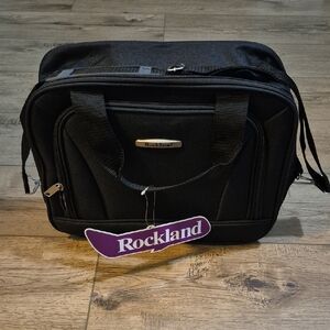 Rockland NWT Black Carry-on Bag. Front And Back Zipper Pockets.